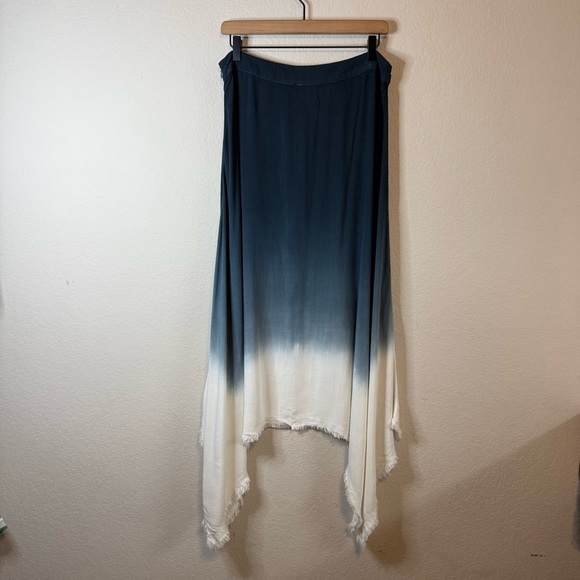 LaVi Blue White Ombre Handkerchief Midi Skirt Size Medium - Picture 6 of 11